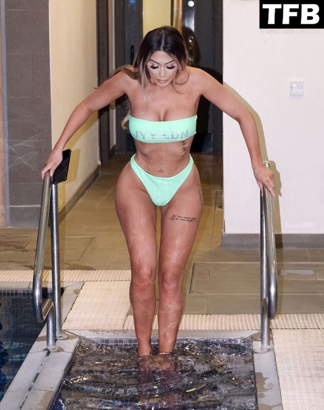 Chloe Ferry Sexy Hot Sexy Figure Steamy Hot Bikini Full Amazing Sexy